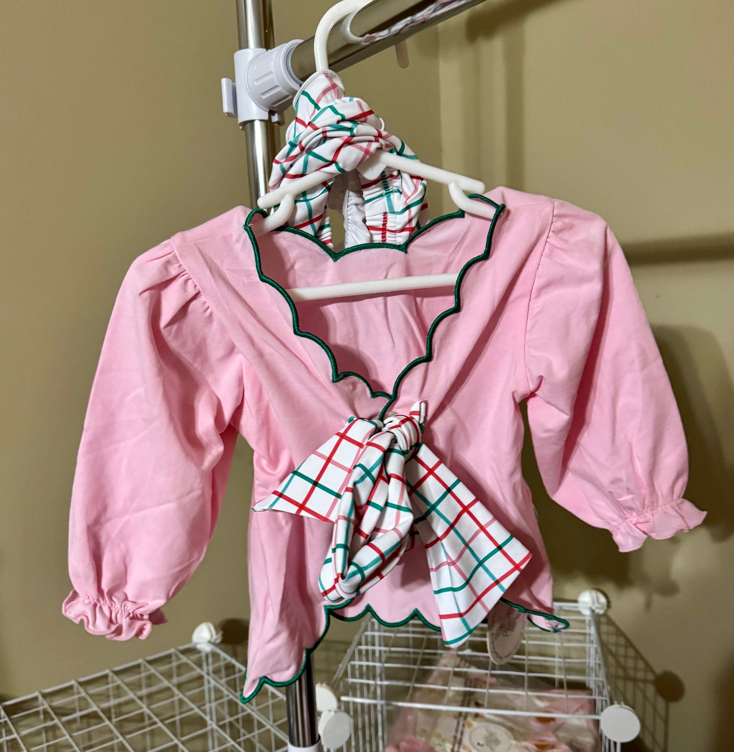 RTS: CHRISTMAS PLAID PLAY GIRL DIAPER SET