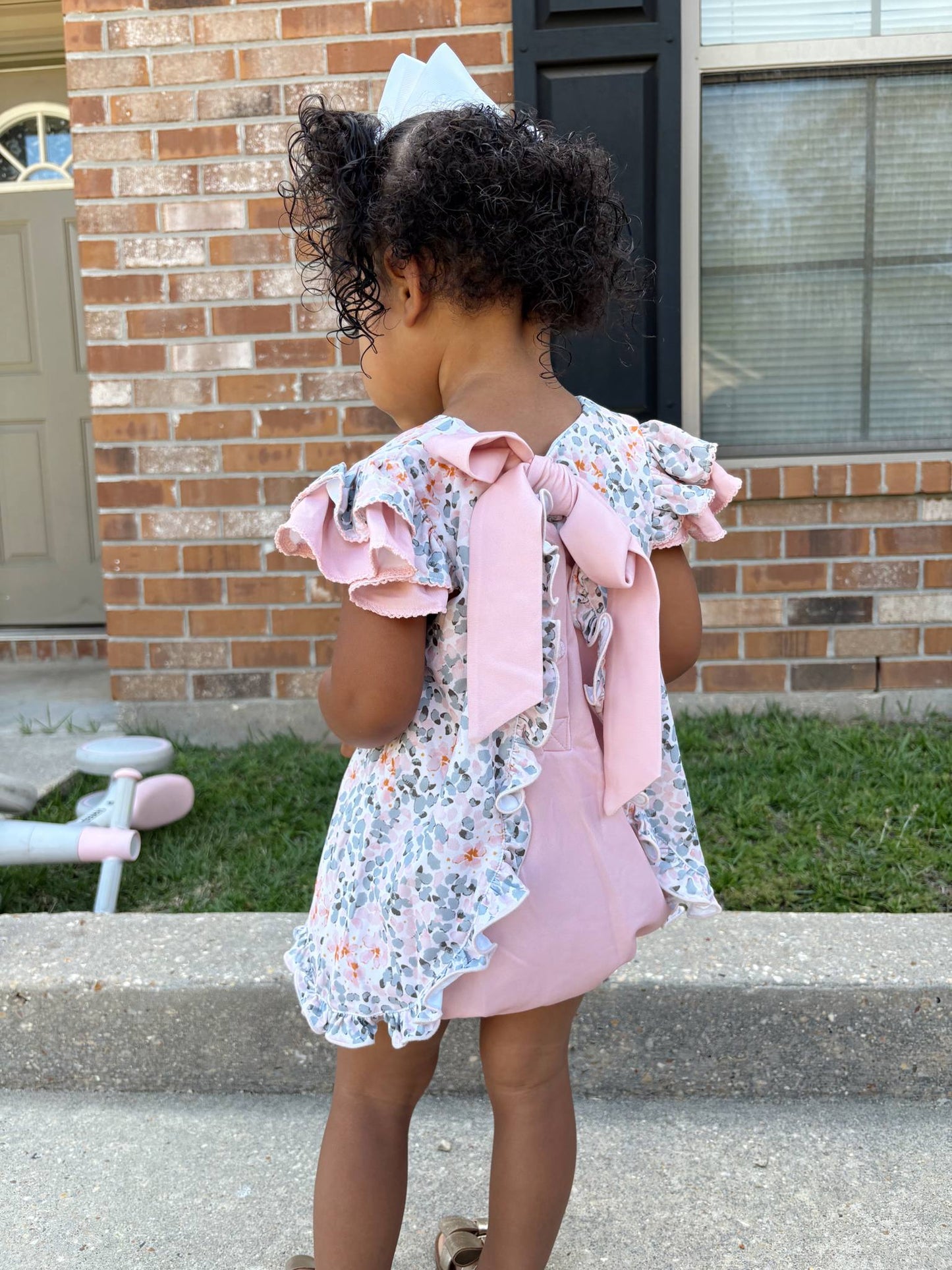 Muted Spring: Girl Bubble