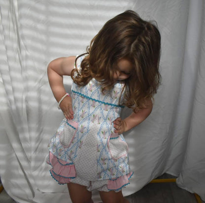 RTS: PREPPY CRAYONS GIRL DIAPER SET