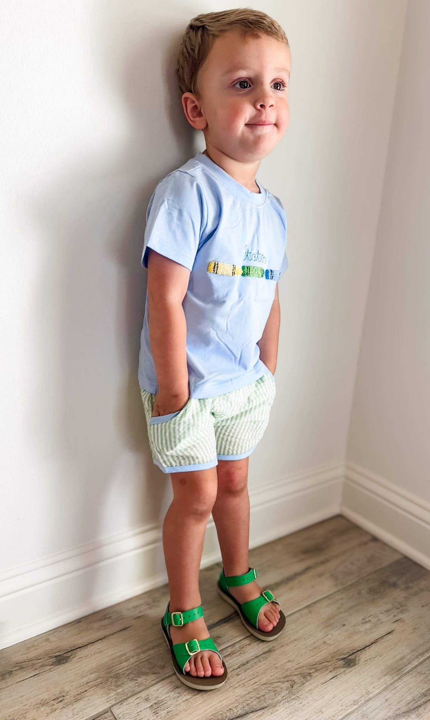 RTS: FRENCH KNOT CRAYONS BOY SHORT SET