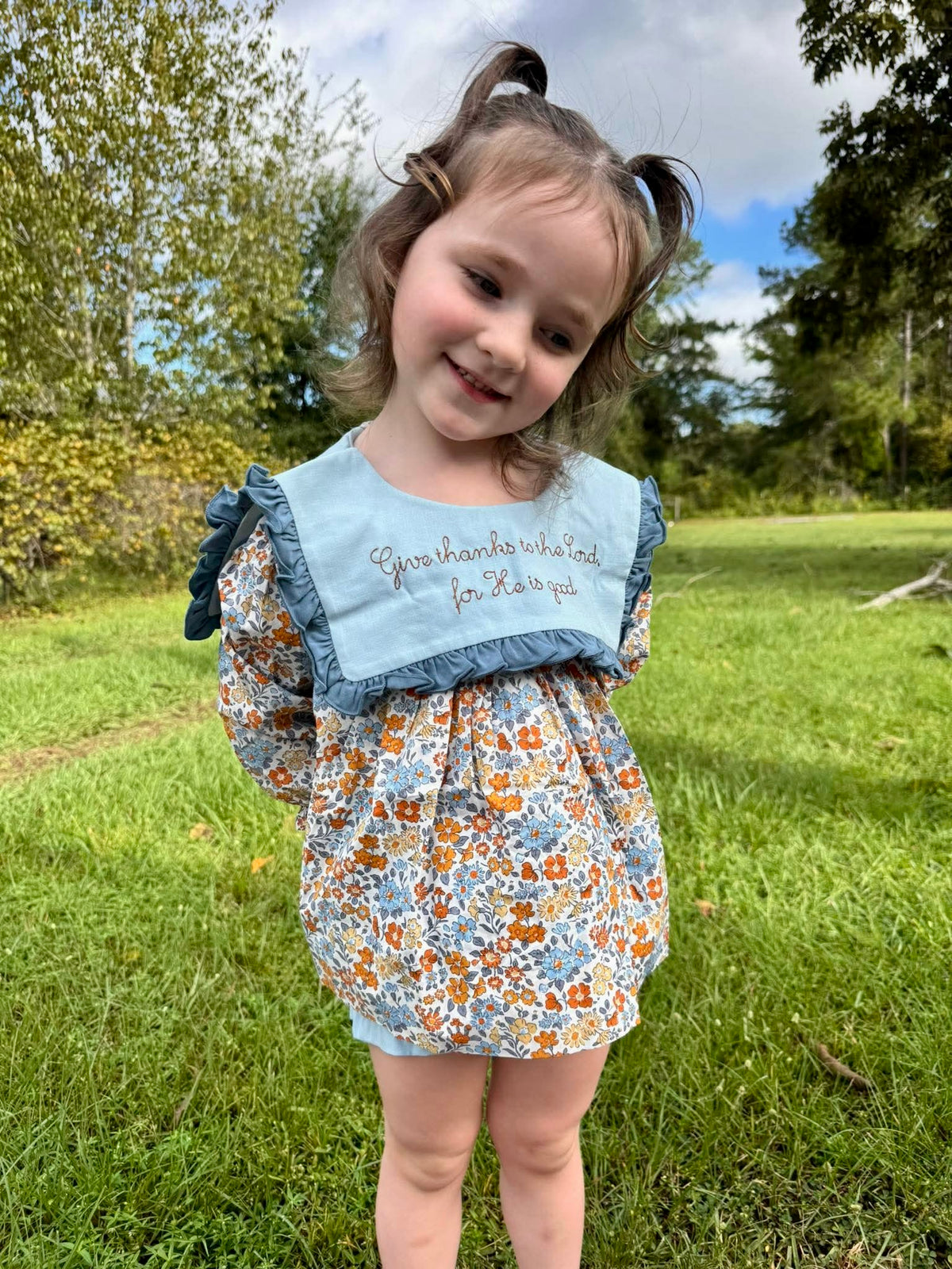 RTS:  GIVE THANKS GIRL DIAPER SET